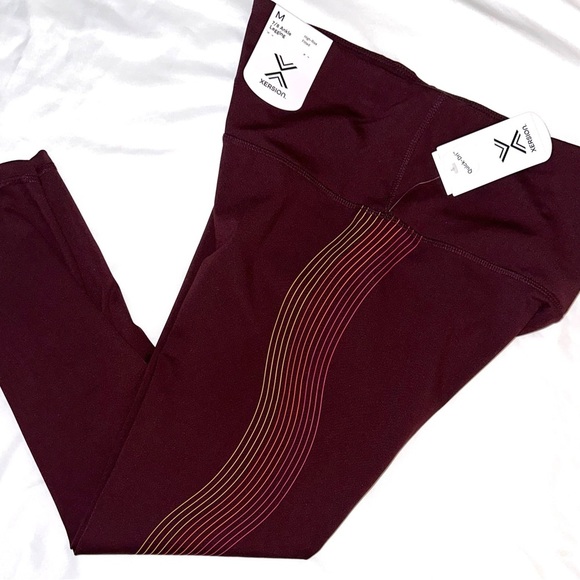 Xersion Pants - NWT Xersion leggings 7/8 quick Dri Size Med